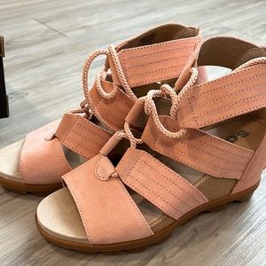 Brand new Sorel sandals